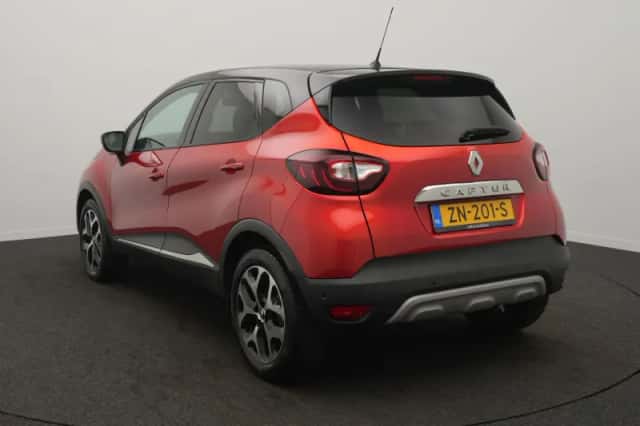 Renault Captur (2019) thumbnail 3