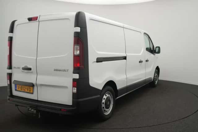 Renault Trafic (2018) thumbnail 4