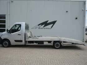 Renault Master (2022) thumbnail 2