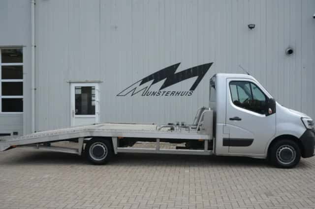 Renault Master (2022) thumbnail 3