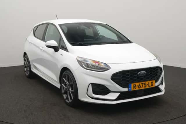 Ford Fiesta (2022) thumbnail 2