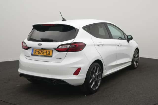 Ford Fiesta (2022) thumbnail 4