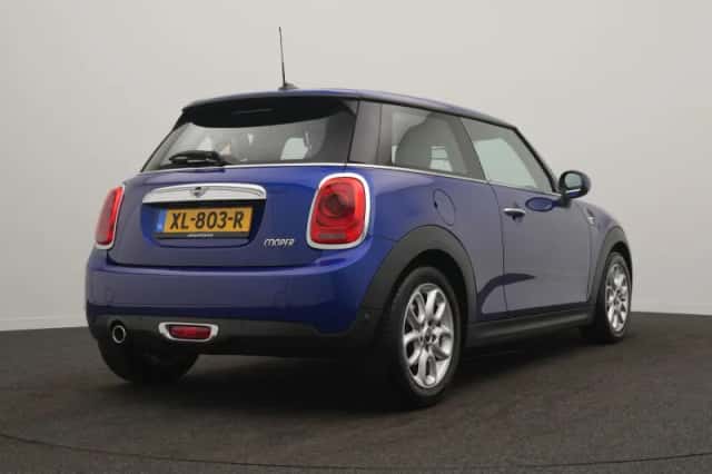 MINI One (2019) thumbnail 6