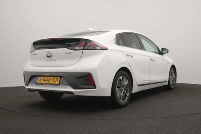 Hyundai Ioniq (2020) thumbnail 6