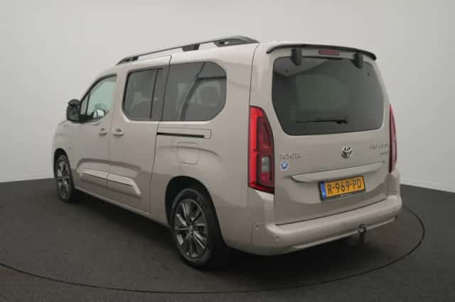 Toyota Proace (2022) thumbnail 3