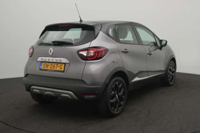 Renault Captur (2017) thumbnail 4