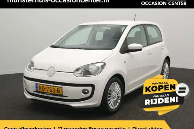 Volkswagen Up! (2016) thumbnail 1