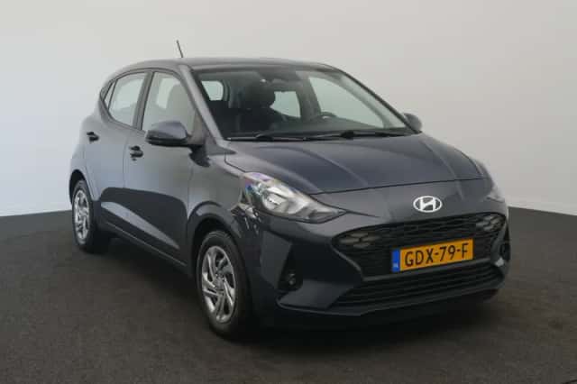 Hyundai i10 (2024) thumbnail 2