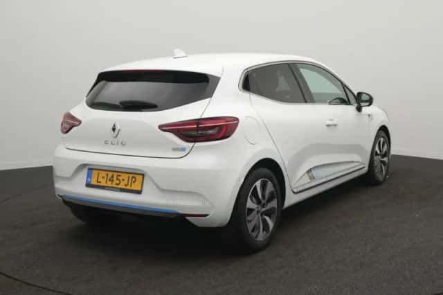 Renault Clio (2021) thumbnail 4