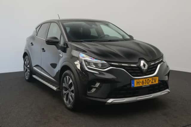 Renault Captur (2020) thumbnail 2