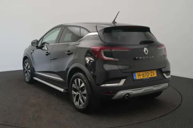 Renault Captur (2020) thumbnail 3