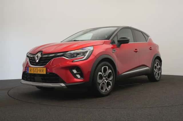 Renault Captur (2022) thumbnail 5