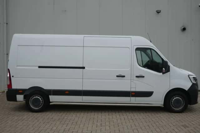 Renault Master (2022) thumbnail 3