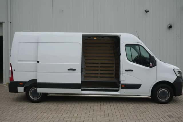 Renault Master (2022) thumbnail 4