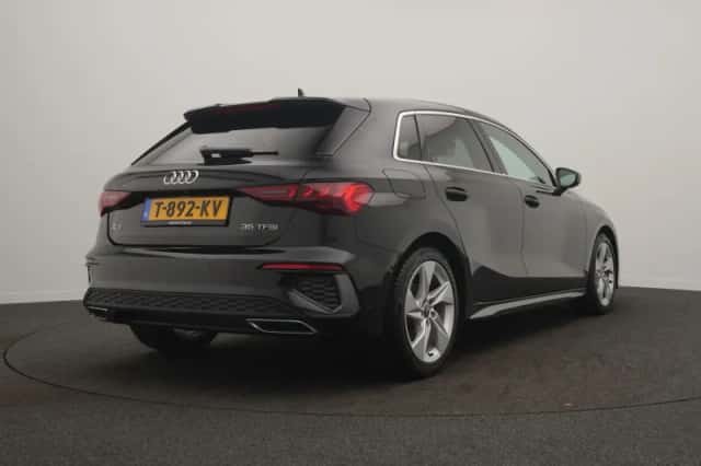 Audi A3 (2023) thumbnail 6