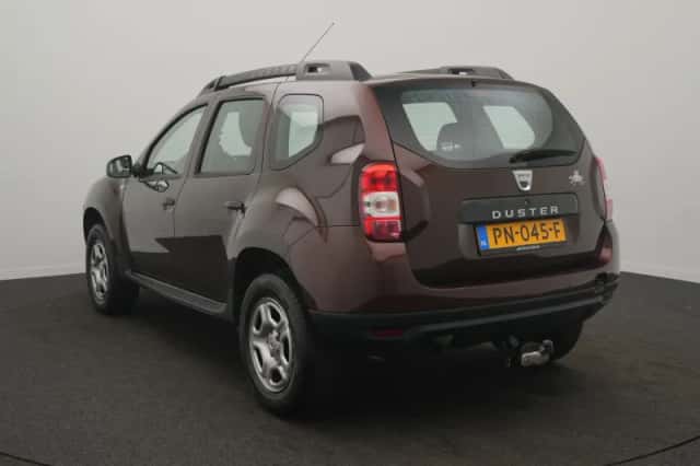 Dacia Duster (2017) thumbnail 3