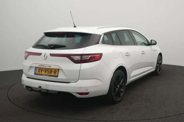 Renault Mégane (2019) thumbnail 4
