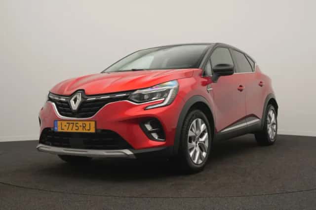 Renault Captur (2021) thumbnail 5