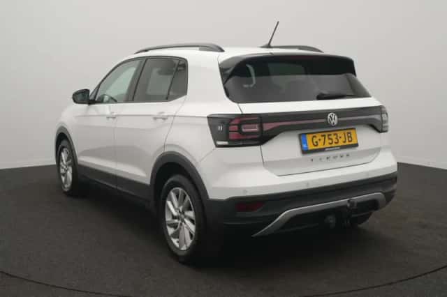 Volkswagen T-Cross (2019) thumbnail 3
