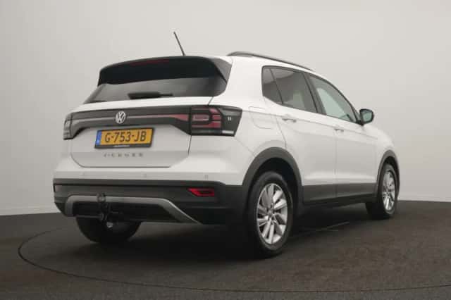 Volkswagen T-Cross (2019) thumbnail 6
