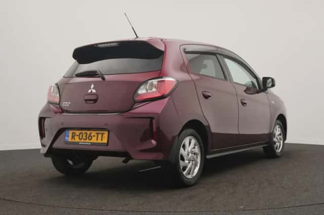 Mitsubishi Space Star (2022) thumbnail 6