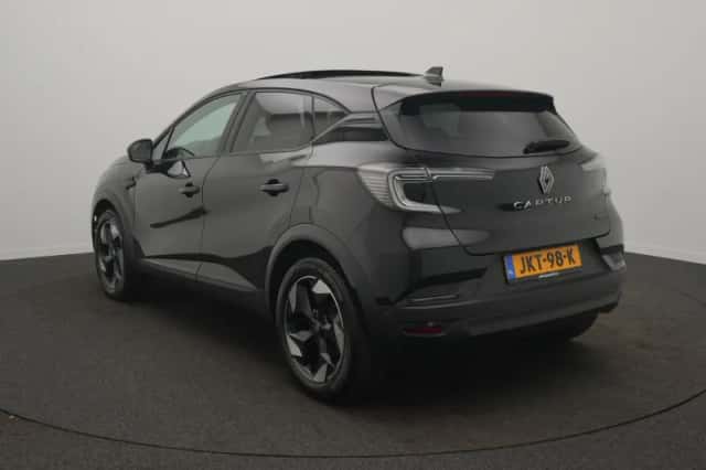 Renault Captur (2025) thumbnail 3