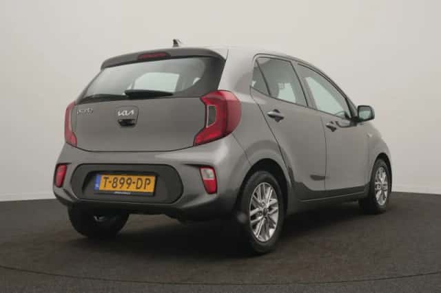 Kia Picanto (2023) thumbnail 6