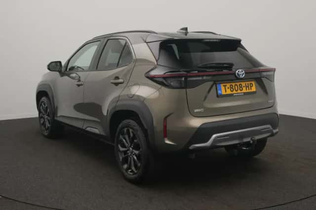 Toyota Yaris Cross (2023) thumbnail 3