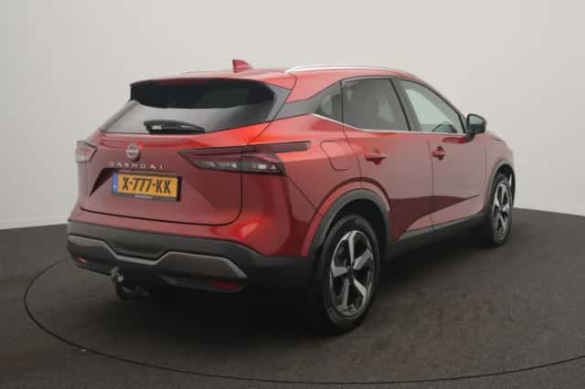 Nissan Qashqai (2023) thumbnail 4