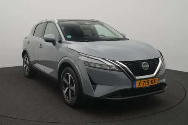 Nissan Qashqai (2023) thumbnail 2