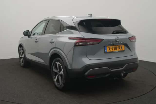 Nissan Qashqai (2023) thumbnail 3