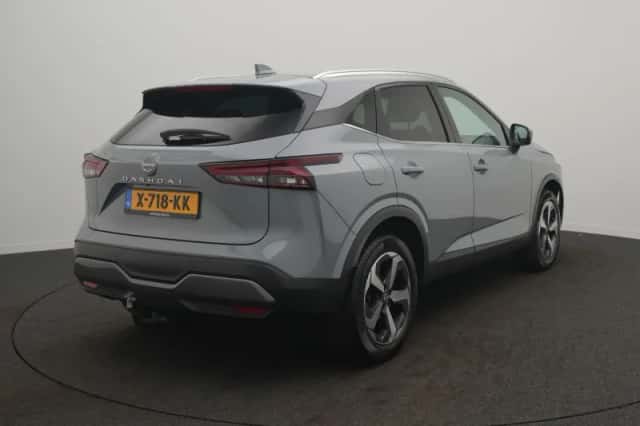 Nissan Qashqai (2023) thumbnail 4
