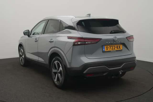 Nissan Qashqai (2023) thumbnail 3