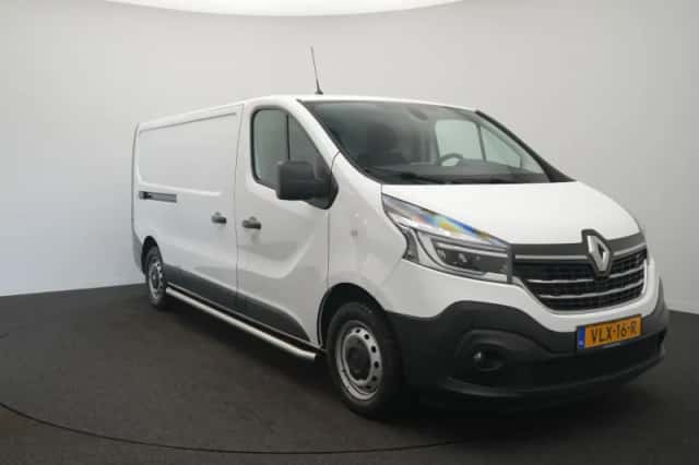 Renault Trafic (2021) thumbnail 2