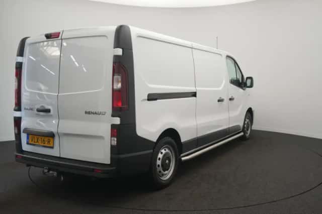 Renault Trafic (2021) thumbnail 4