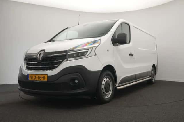Renault Trafic (2021) thumbnail 5