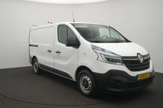 Renault Trafic (2020) thumbnail 2