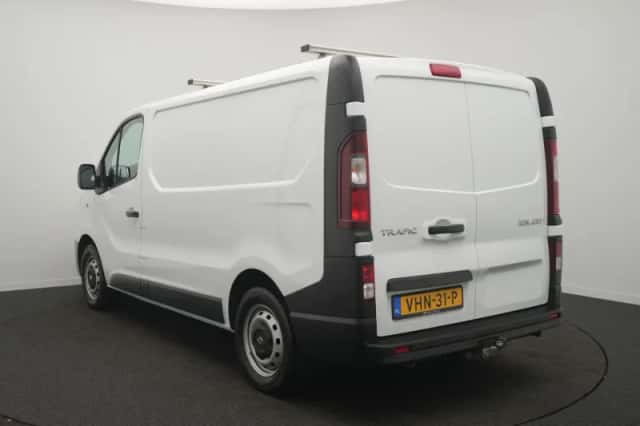 Renault Trafic (2020) thumbnail 3