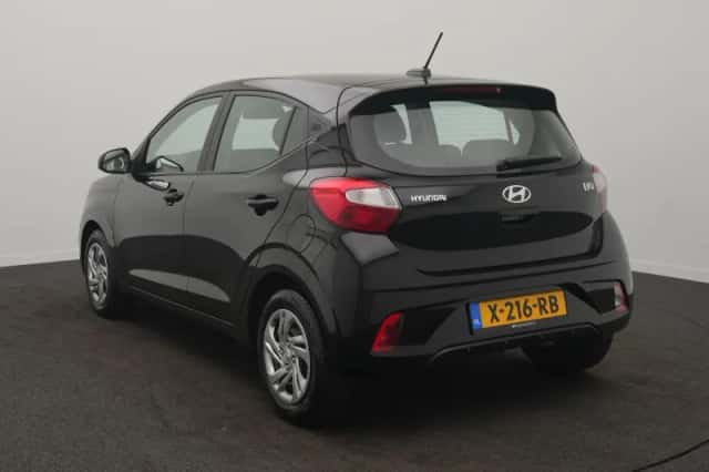 Hyundai i10 (2024) thumbnail 3