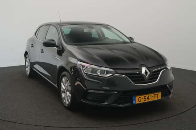 Renault Mégane (2019) thumbnail 2
