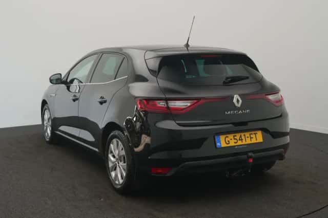 Renault Mégane (2019) thumbnail 3