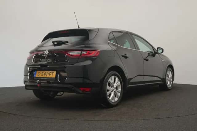 Renault Mégane (2019) thumbnail 6
