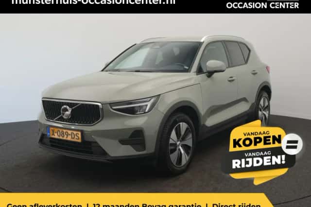 Volvo XC40 (2023) thumbnail 1