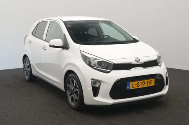 Kia Picanto (2021) thumbnail 2