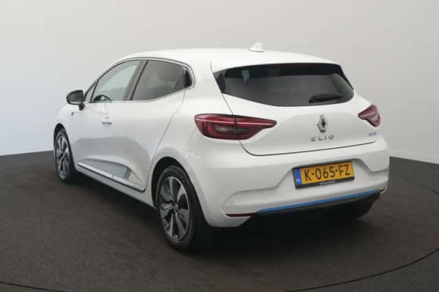 Renault Clio (2020) thumbnail 3
