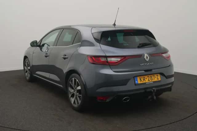 Renault Mégane (2016) thumbnail 3