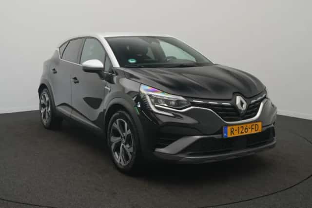 Renault Captur (2022) thumbnail 2