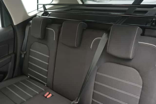Dacia Duster (2023) thumbnail 2