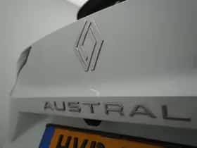 Renault Austral (2025) thumbnail 11