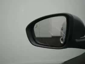 Renault Mégane (2018) thumbnail 34